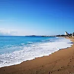 Pearl - Rooftop Pool Seaside 아파트 빌뇌브루베