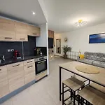 Pearl - Rooftop Pool Seaside * וילנב-לובה