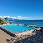 דירה Pearl - Rooftop Pool Seaside
