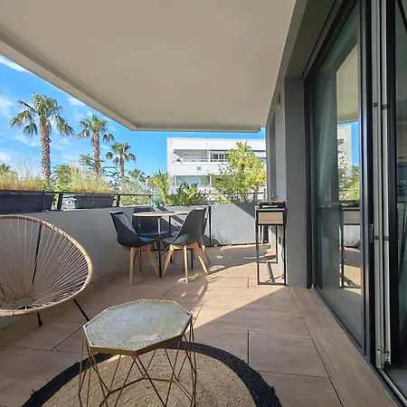 Apartment Pearl - Rooftop Pool Seaside *